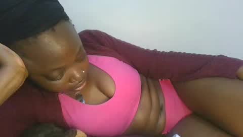 cilia petite online show from 20, 12, 2025