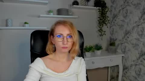 Cinderella online show from 19, 2, 2026