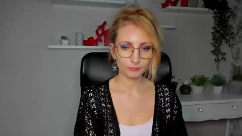 Cinderella online show from 5, 3, 2026