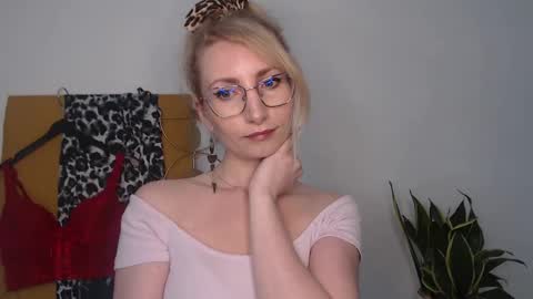 Cinderella online show from 17, 4, 2026