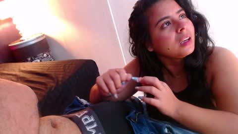 Snapshot of cindyandcarlo chatting on 27, 12, 2024 CindyandCarlo online show from 27, 12, 2024