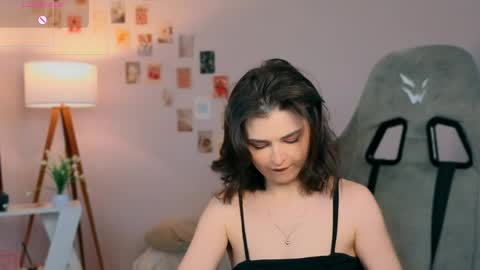 Rebbeka online show from 6, 6, 2026