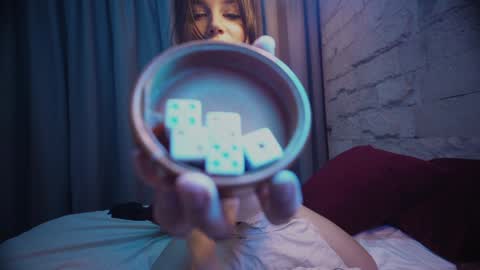 Cinnabelle online show from 17, 1, 2025