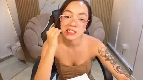 Cinnamon online show from 23, 7, 2026