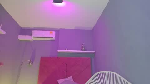 Cintia online show from 19, 9, 2025