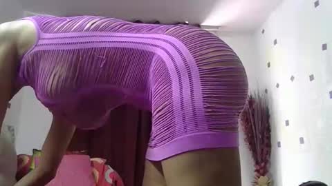 cinthia2525 online show from 26, 9, 2025