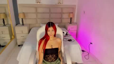 CintiaCollins  online show from 20, 11, 2025