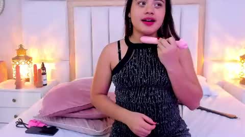 Pretty Cintia  online show from 7, 7, 2026