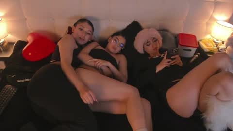 Cintya online show from 15, 2, 2025