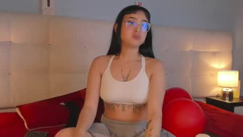 Cintya online show from 10, 3, 2025