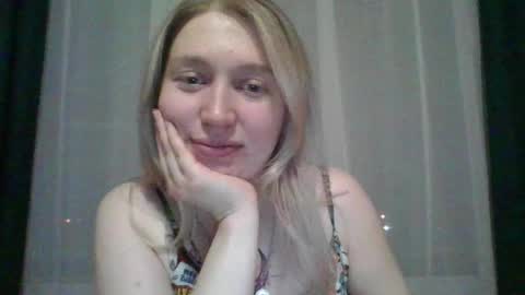 Snapshot of citrusblissss chatting on 10, 3, 2025 citrusblissss online show from 10, 3, 2025