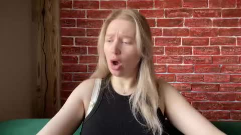 Snapshot of citrusblissss chatting on 13, 10, 2025 citrusblissss online show from 13, 10, 2025