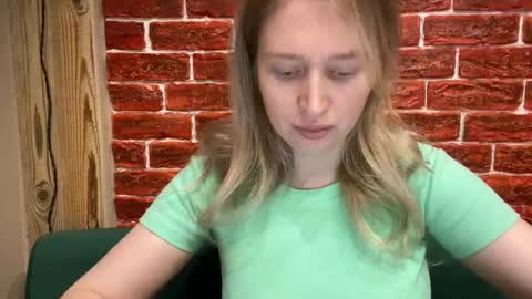 Snapshot of citrusblissss chatting on 17, 10, 2025 citrusblissss online show from 17, 10, 2025