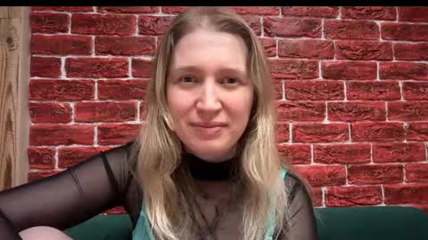 Snapshot of citrusblissss chatting on 27, 10, 2025 citrusblissss online show from 27, 10, 2025