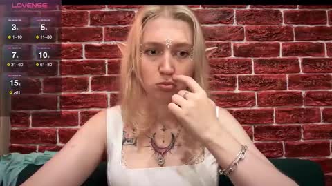 Snapshot of citrusblissss chatting on 31, 10, 2025 citrusblissss online show from 31, 10, 2025