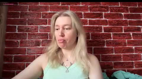 Snapshot of citrusblissss chatting on 3, 11, 2025 citrusblissss online show from 3, 11, 2025