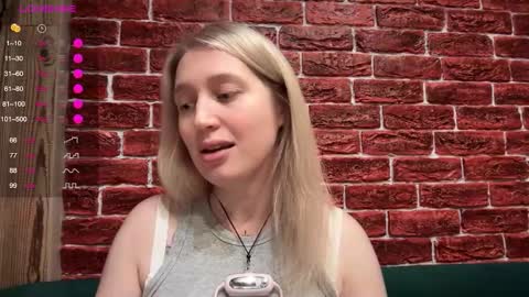 Snapshot of citrusblissss chatting on 23, 11, 2025 citrusblissss online show from 23, 11, 2025