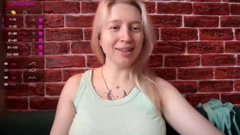 Snapshot of citrusblissss chatting on 24, 11, 2025 citrusblissss online show from 24, 11, 2025