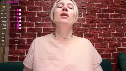 Snapshot of citrusblissss chatting on 25, 11, 2025 citrusblissss online show from 25, 11, 2025