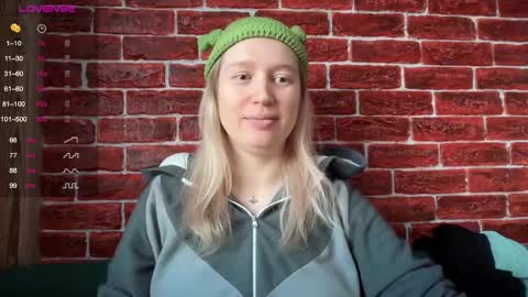 Snapshot of citrusblissss chatting on 1, 12, 2025 citrusblissss online show from 1, 12, 2025