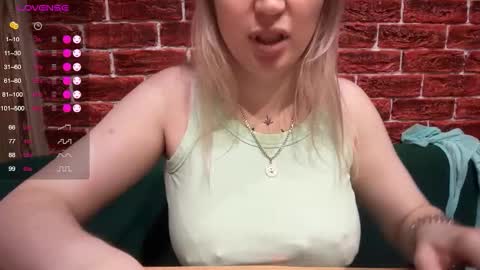 Snapshot of citrusblissss chatting on 1, 12, 2025 citrusblissss online show from 1, 12, 2025