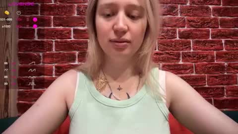 Snapshot of citrusblissss chatting on 17, 12, 2025 citrusblissss online show from 17, 12, 2025