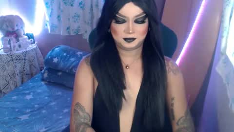 Snapshot of cj_parker69 chatting on 22, 4, 2026 QUEEN CESS online show from 22, 4, 2026