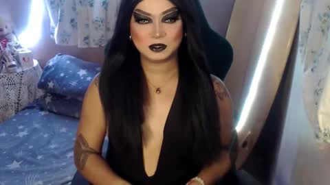 Snapshot of cj_parker69 chatting on 26, 4, 2026 QUEEN CESS online show from 26, 4, 2026