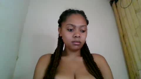 ckamilla45 online show from 17, 10, 2025