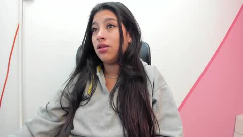 claire aristizabal online show from 14, 2, 2025