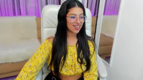 claire aristizabal online show from 18, 11, 2025