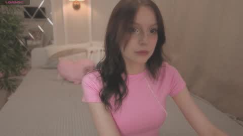 Claire Bennett online show from 12, 9, 2025