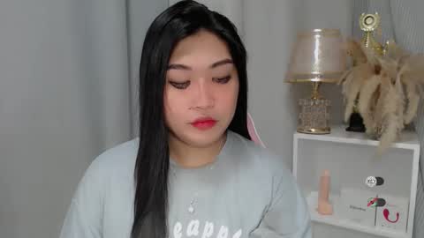 CLAIRE online show from 17, 5, 2026