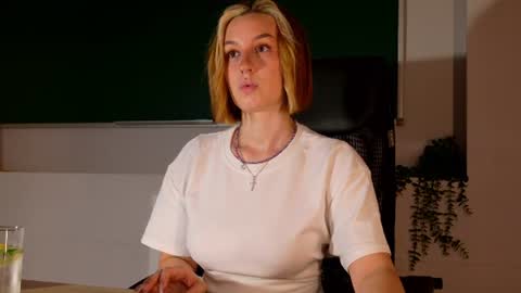 Claire online show from 4, 7, 2026