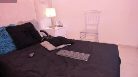 Claire Miller online show from 26, 2, 2025