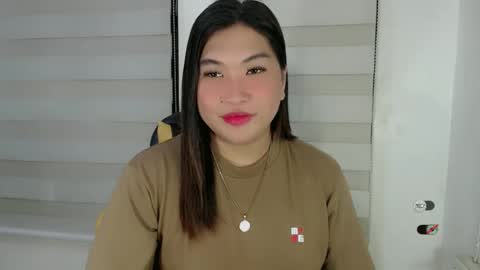 CLAIRE online show from 6, 3, 2025