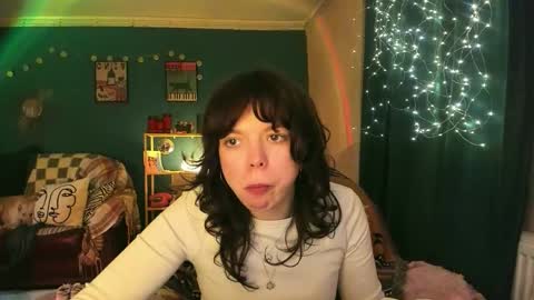 Snapshot of clancyosbourne chatting on 9, 3, 2026 Clancy online show from 9, 3, 2026