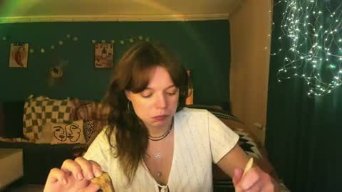 Snapshot of clancyosbourne chatting on 14, 6, 2026 Clancy online show from 14, 6, 2026