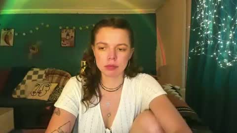 Snapshot of clancyosbourne chatting on 1, 7, 2026 Clancy online show from 1, 7, 2026