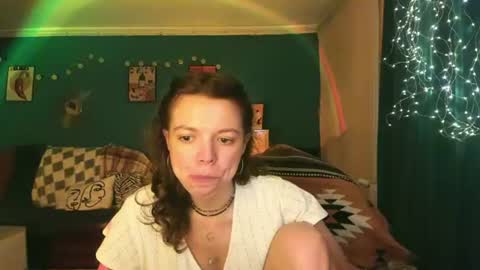 Snapshot of clancyosbourne chatting on 26, 7, 2026 Clancy online show from 26, 7, 2026
