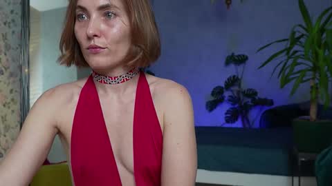 Snapshot of clara_bendover chatting on 20, 11, 2025 Clara online show from 20, 11, 2025