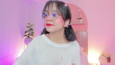 Snapshot of clara_lu chatting on 1, 5, 2026 C L A R A online show from 1, 5, 2026