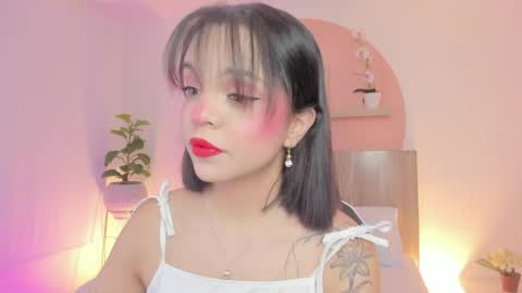 Snapshot of clara_lu chatting on 7, 5, 2026 C L A R A online show from 7, 5, 2026