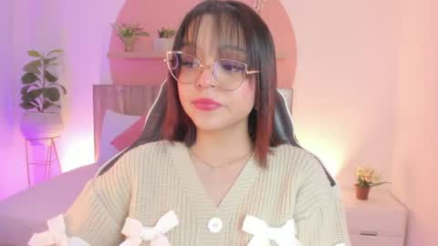 Snapshot of clara_lu chatting on 10, 6, 2026 C L A R A online show from 10, 6, 2026