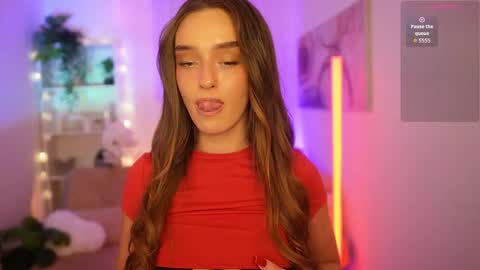 Clara smile online show from 6, 3, 2026