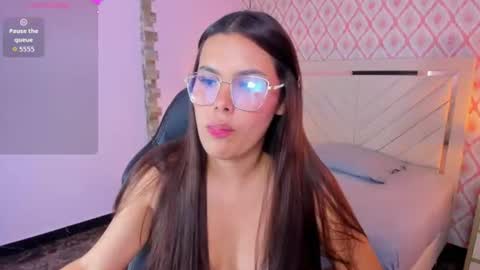 C L A R A  online show from 24, 7, 2026