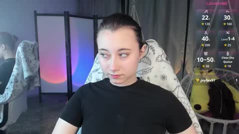 clarabenson online show from 30, 9, 2025