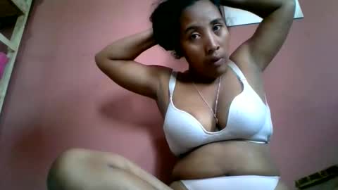 Clarah0123 online show from 4, 6, 2026