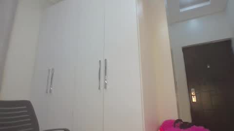 clara11 online show from 19, 12, 2025