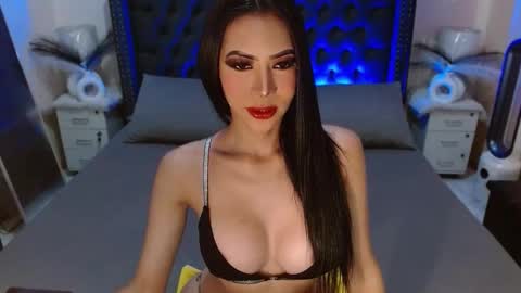 Snapshot of clarathewarrior chatting on 25, 10, 2025 clara online show from 25, 10, 2025